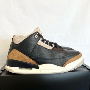 AUTHENTIC Jordan 3 Retro Desert Elephant size 10 CT8532-008 2022 PRE-OWNED